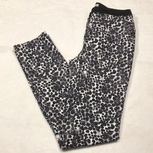 H&M Black and white spotted zippered pants size 2